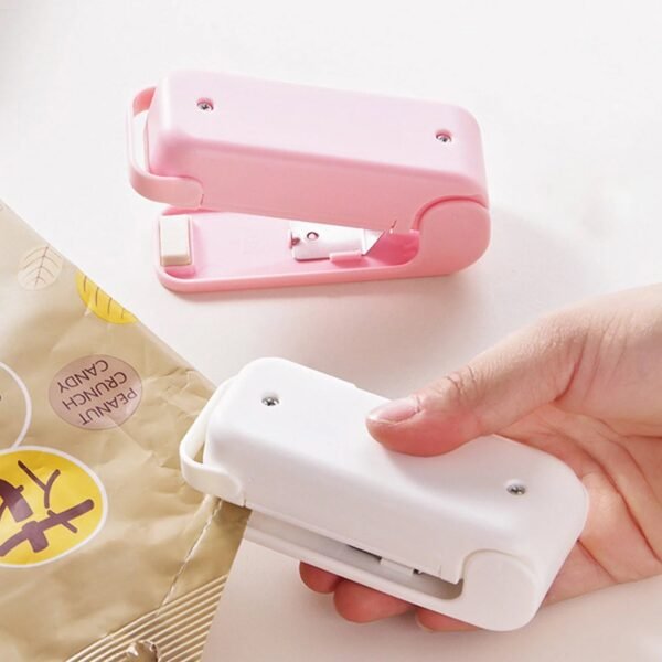 Mini Plastic Bag Sealer â€“ Portable Heat Sealing Machine, Battery Operated (1 Pc)